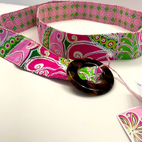 Vera Bradley Accessories - ⭐️HostPick⭐️ NWT - Vera Bradley reversible belt - Pinwheel Pink